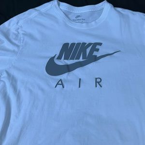 What Nike shirt Size XL